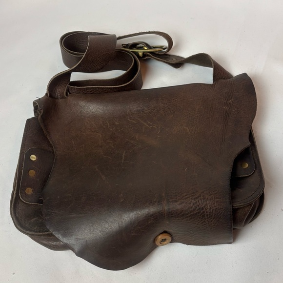 Hand Crafted Brown Leather Messenger Bag Unisex Boho Distressed Crossbody - Picture 1 of 9